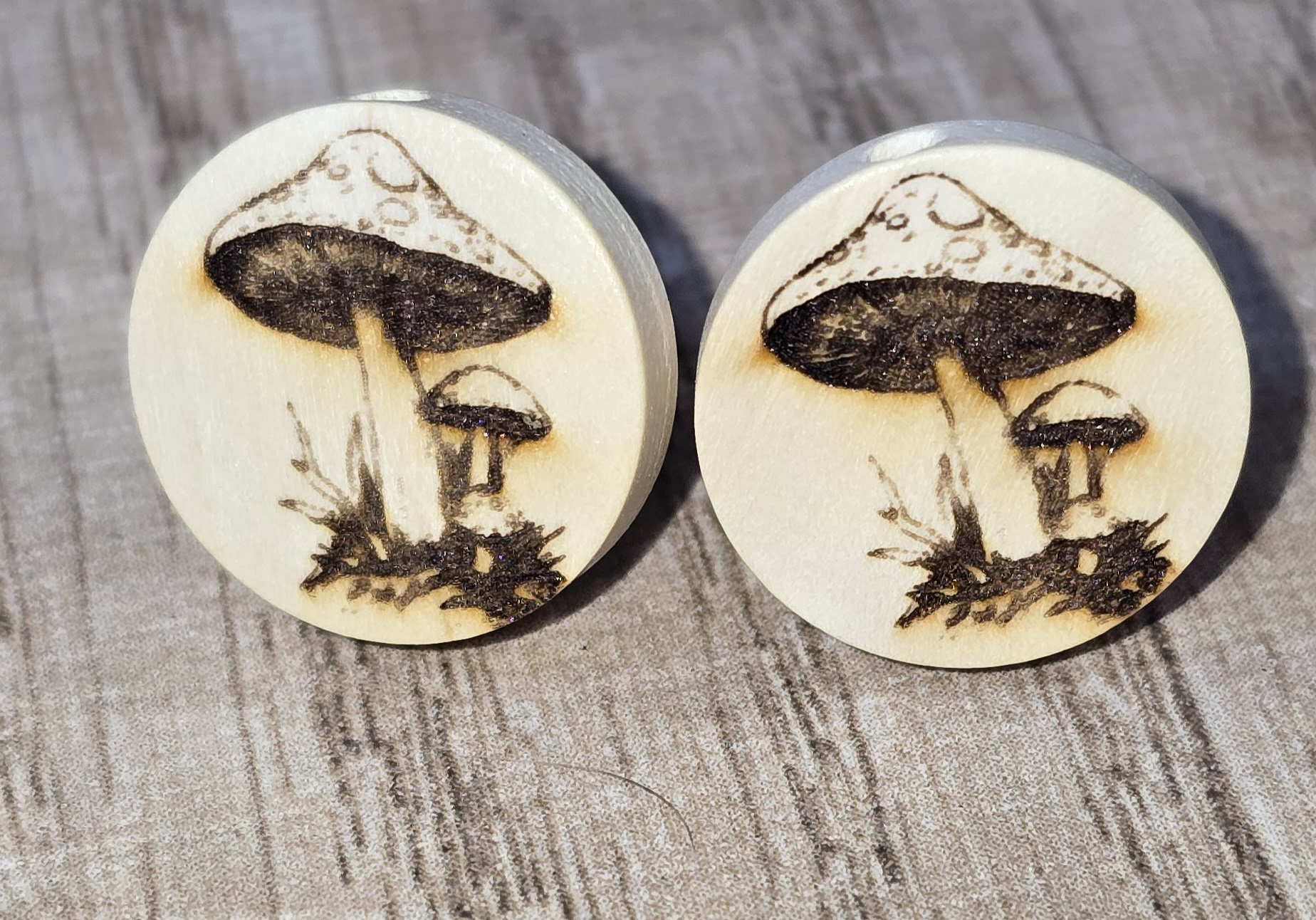 Holzohrstecker „Waldpilz“