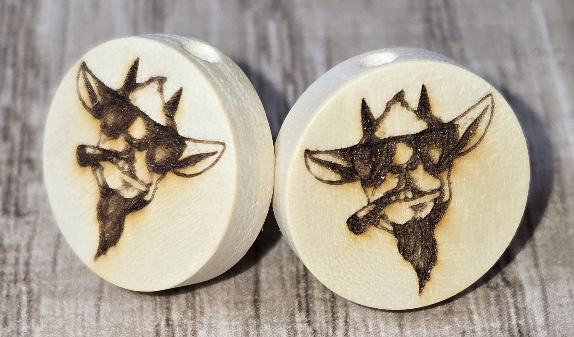 Holzohrstecker „coole Ziege“