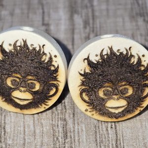 Holzohrstecker „Äffle“