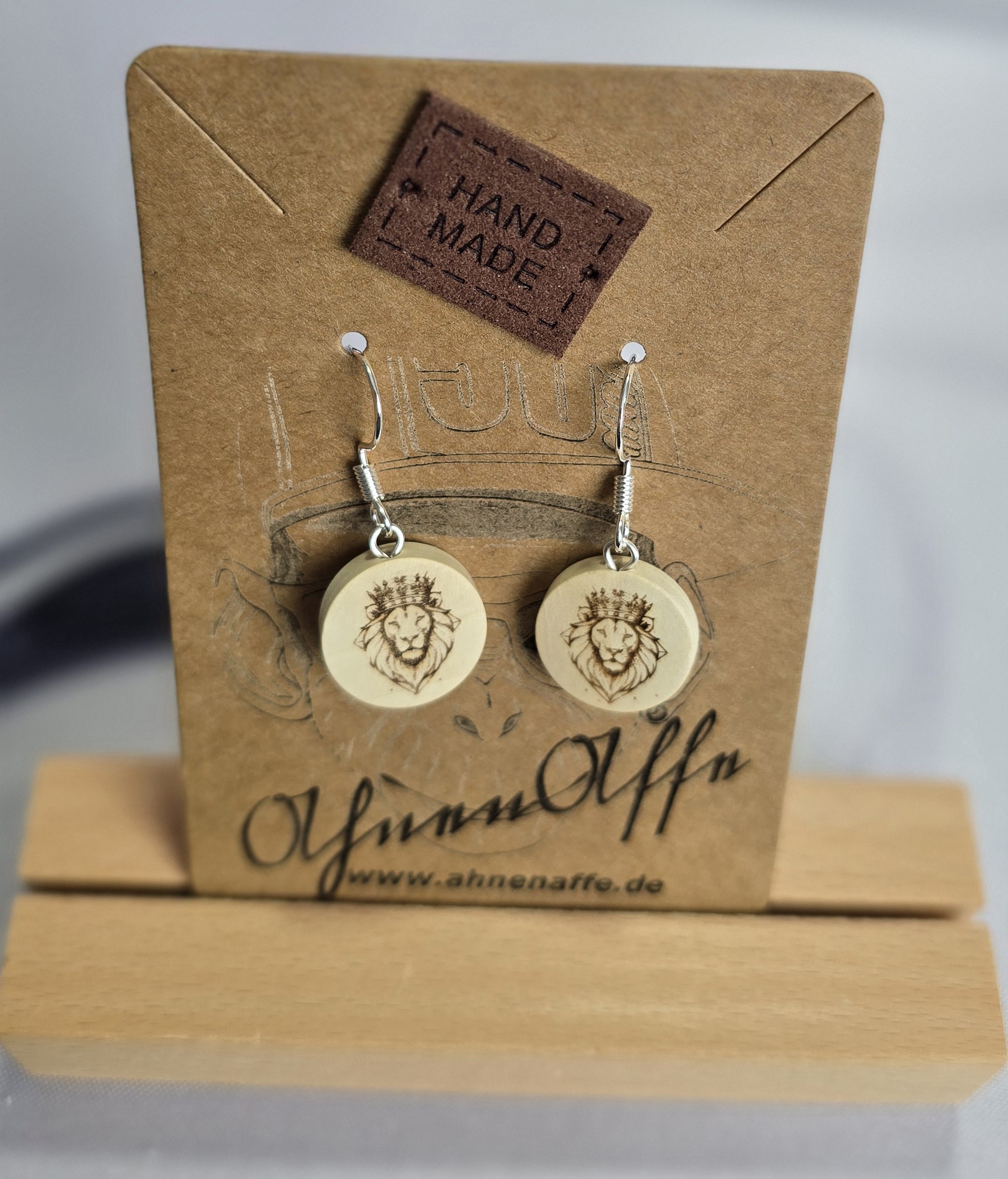 Holzohrhaken „Lion“